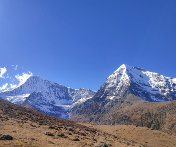 Jomolhari Dodeyna Trek